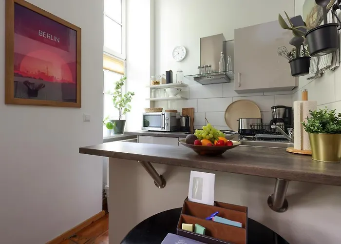 4 Personen Altbau Nahe Kurfuerstendamm - Othello Lägenhet Berlin