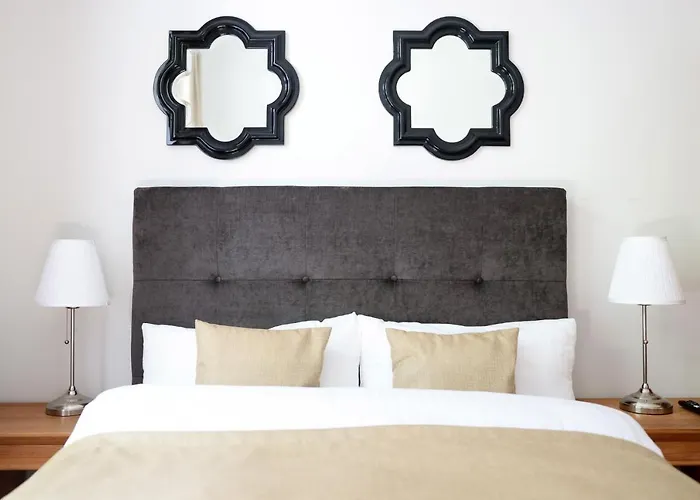 4 Personen Altbau Nahe Kurfuerstendamm - Othello Berlim