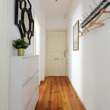 Daire 4 Personen Altbau Nahe Kurfuerstendamm - Othello Berlin